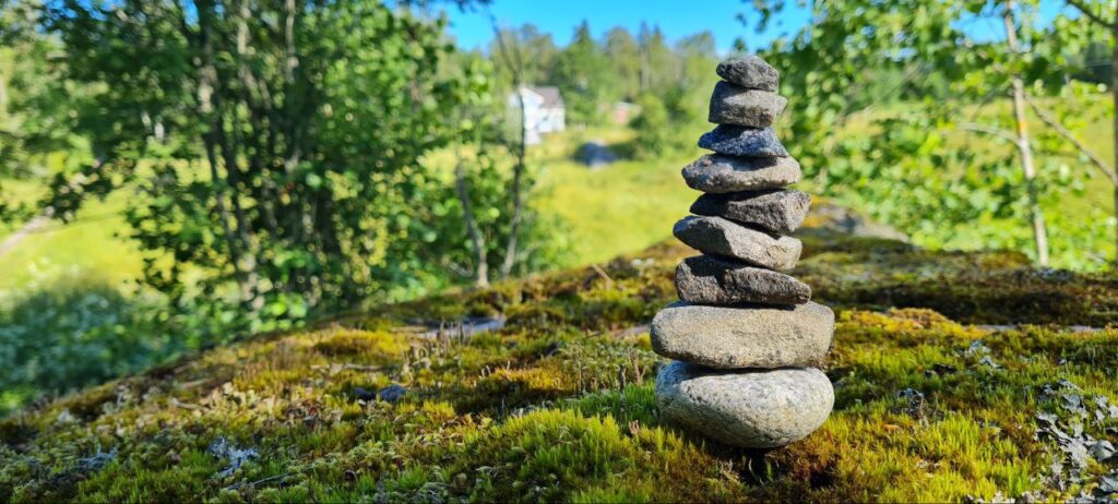 Meditatiivinen kivipino